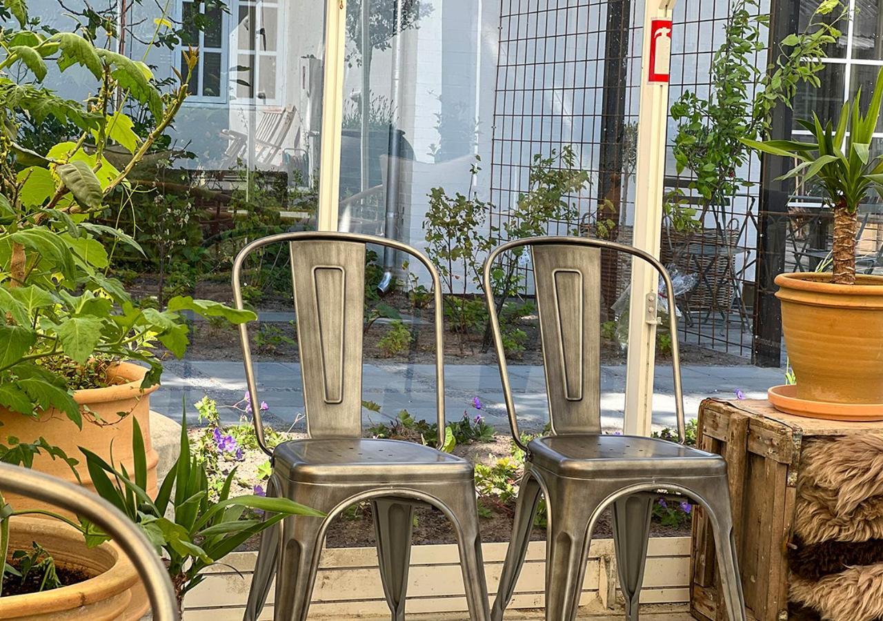 Отель Blomme's Place